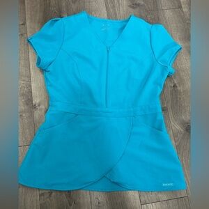 Jaanuu Tulip Scrub Top